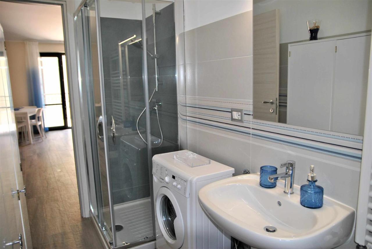 Ferienwohnung Casa Dinky Attico Con Terrazza Vista Mare Formia Exterior foto