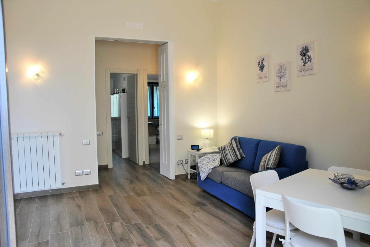 Ferienwohnung Casa Dinky Attico Con Terrazza Vista Mare Formia Exterior foto