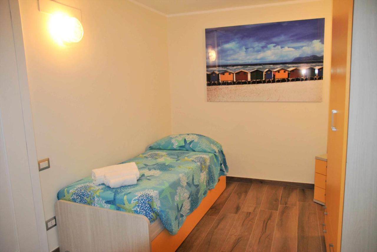 Ferienwohnung Casa Dinky Attico Con Terrazza Vista Mare Formia Exterior foto
