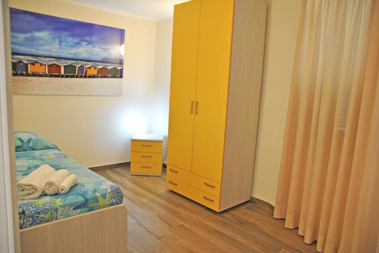 Ferienwohnung Casa Dinky Attico Con Terrazza Vista Mare Formia Exterior foto